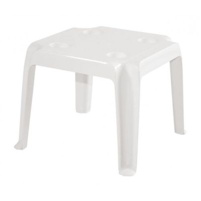 TABLE WITH 4 GLASSWARE + PLASTIC UMBRELLA POSITION