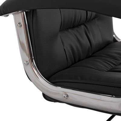 Office chair HM1113 with black PU and chromed base 62x62x104 cm.