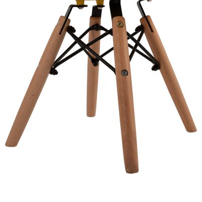 Стол Twist Kid HM8453.04 с дървени крака и седалка Yellow PP 30,5x33x59 cm